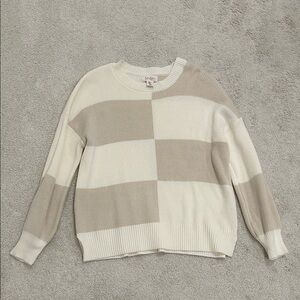 Jessica Simpson Cream and Tan Crew Neck Sweater